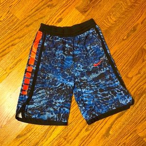Elite Athletic Nike Shorts. Blue and black. Kids boys XL